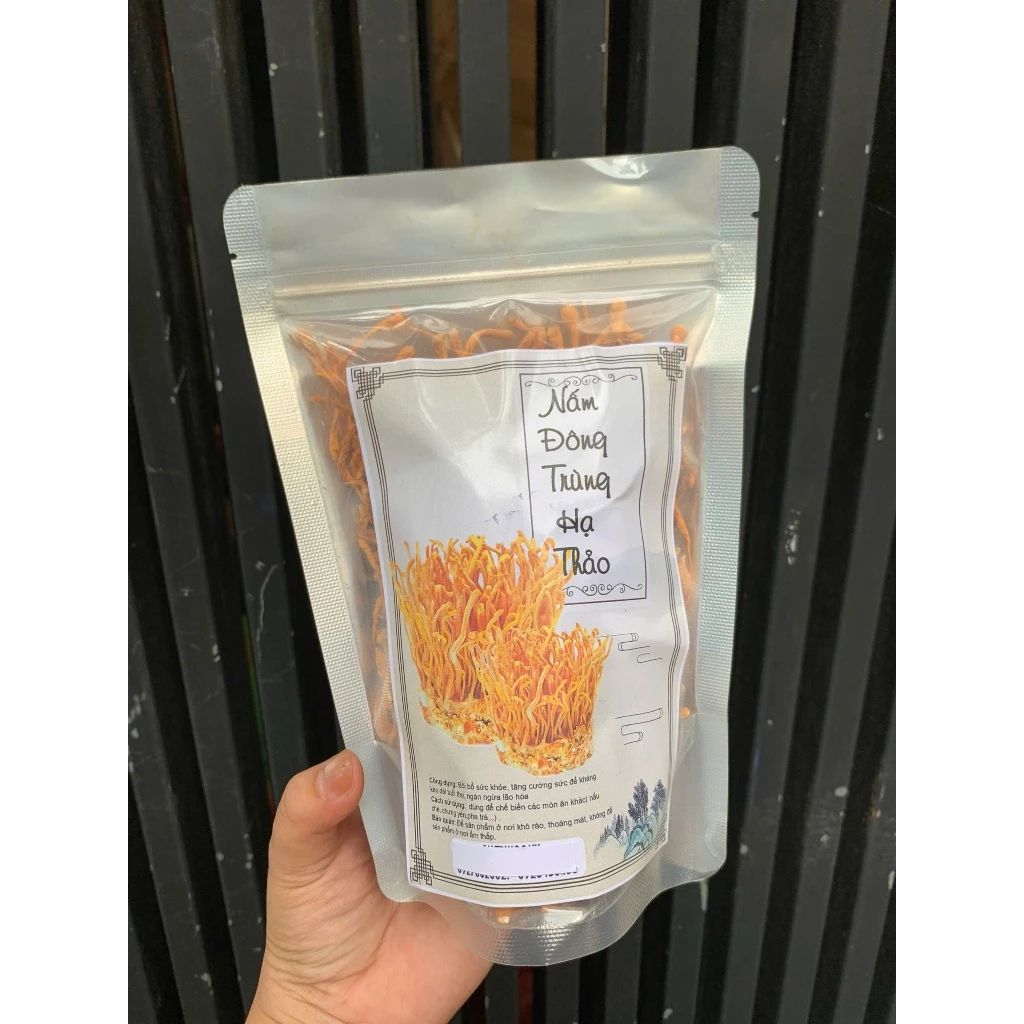 đông trùng hạ thảo