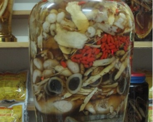 Bạch tật lê có tác dụng gì? Ngâm rượu kết hợp với loại thuốc nào tốt?