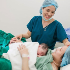 Khóa học chăm sóc mẹ và bé sau sinh tại TP.HCM Khóa học chăm sóc mẹ và bé sau sinh tại TP.HCM