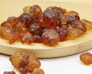 Nhựa đào là gì? Nhựa đào với công dụng tuyệt vời cho tiêu hóa, làn da.