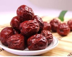 Táo đỏ món ăn vị thuốc thần kỳ [tác dụng, cách dùng, cách hãm trà]