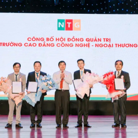 Trường Cao đẳng Công Nghệ - Ngoại Thương tuyển sinh Cao đẳng chính quy Trường Cao đẳng Công Nghệ - Ngoại Thương tuyển sinh Cao đẳng chính quy